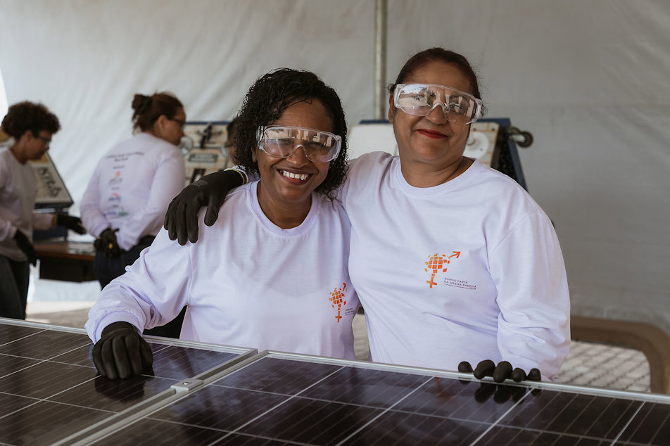Women taking part in a training program for solar power technicians at Boa Sorte solar complex